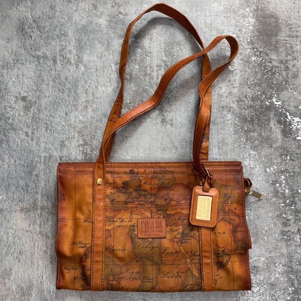 Vintage Geo Map Shoulder Bag Made in Italy. Alviero Martini 1A Classe Brown
